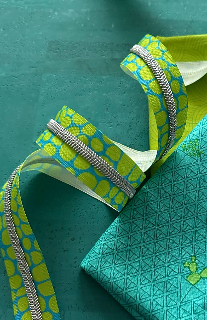 Lime Pebble Zipper Tape