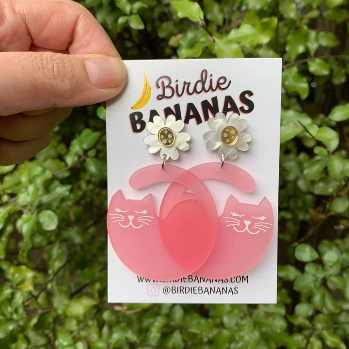 Curvy Cat Earrings - Raspberry Pink
