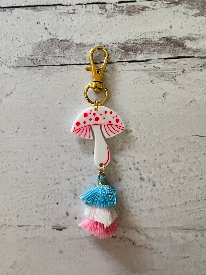 Mushroom Zipper Pull