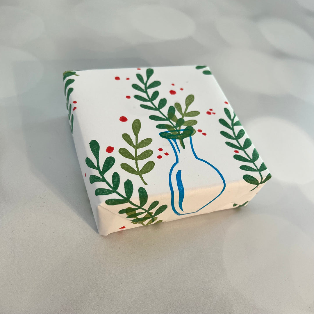 Vase with Botanicals Stamp Set