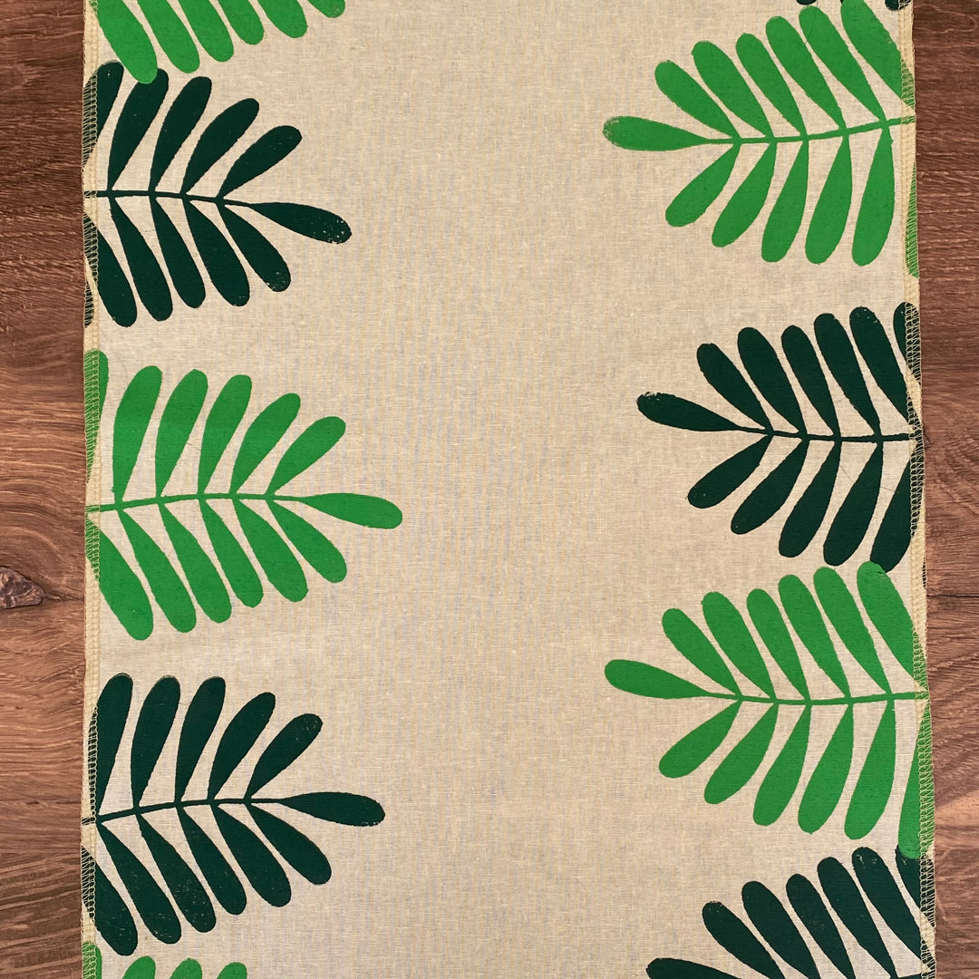 Green Leaves Table Runner