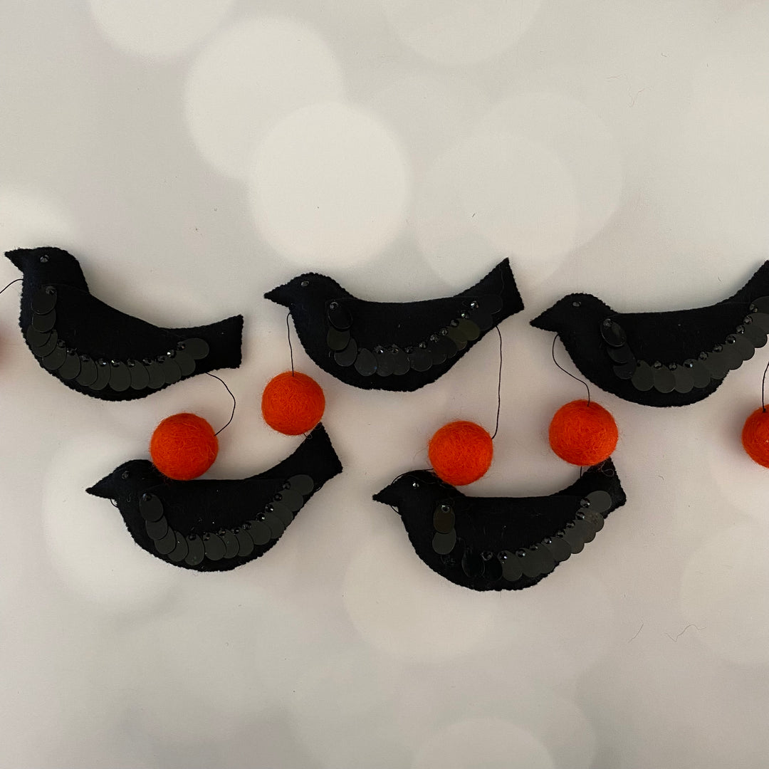 Crow Garland