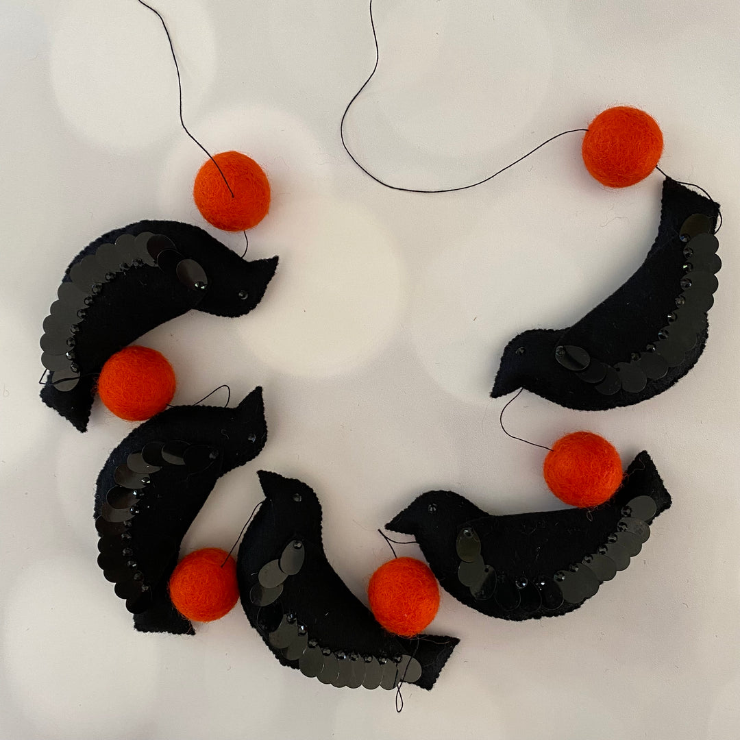 Crow Garland