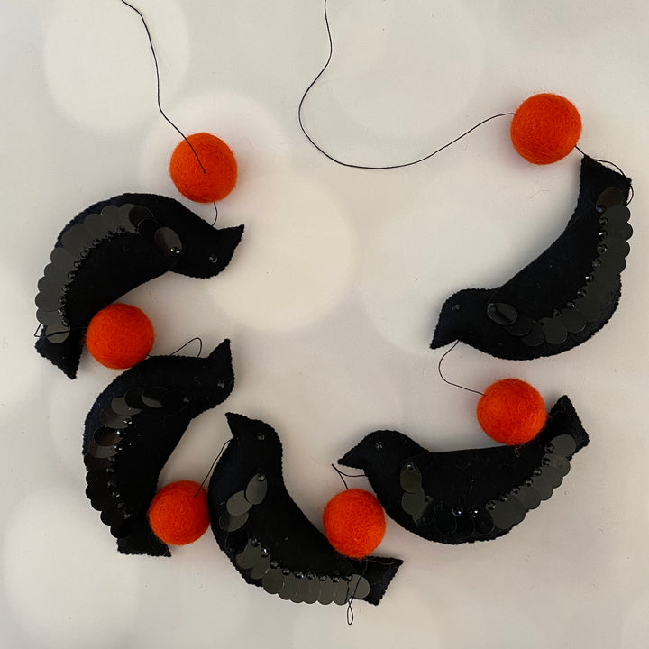 Crow Garland