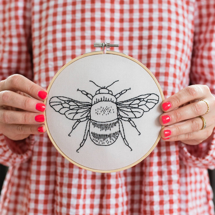 Bee Embroidery Hoop Kit