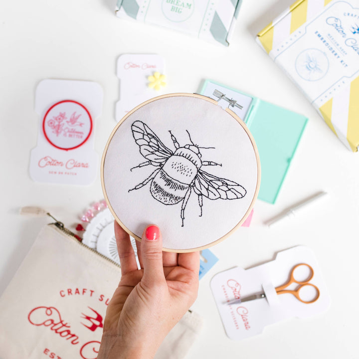Bee Embroidery Hoop Kit