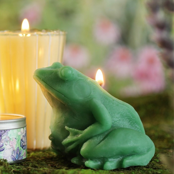 Beeswax Frog Candle