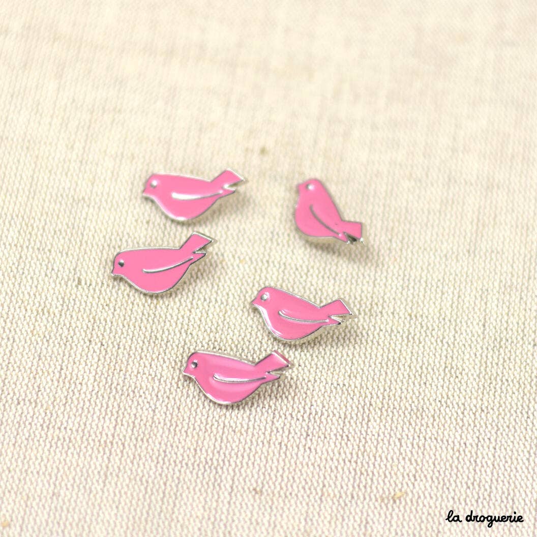 Enamelled Piou-Piou Button 25 x 12 mm