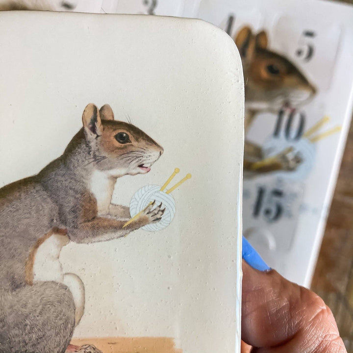 Yarn Squirrel Notions Tin