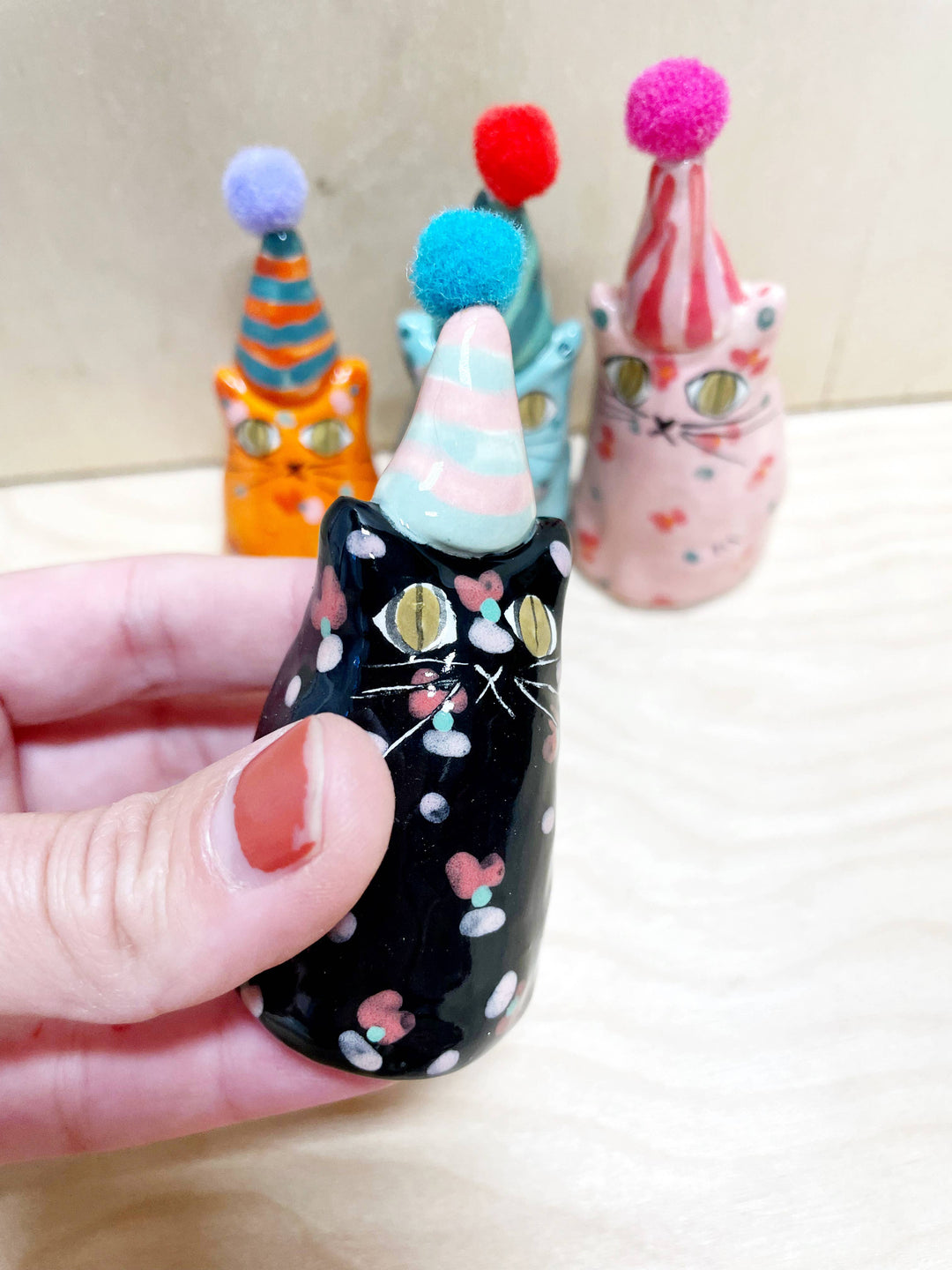 Party Minis! Mini Party Cats in Party Hats.