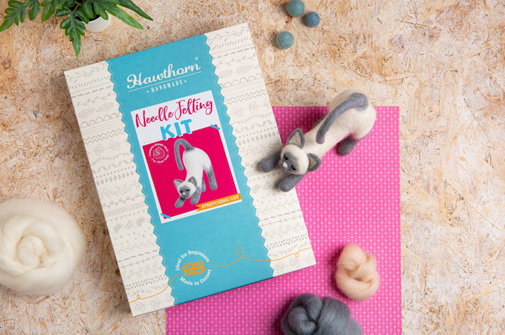 Stretching Cat Needle Felting Kit