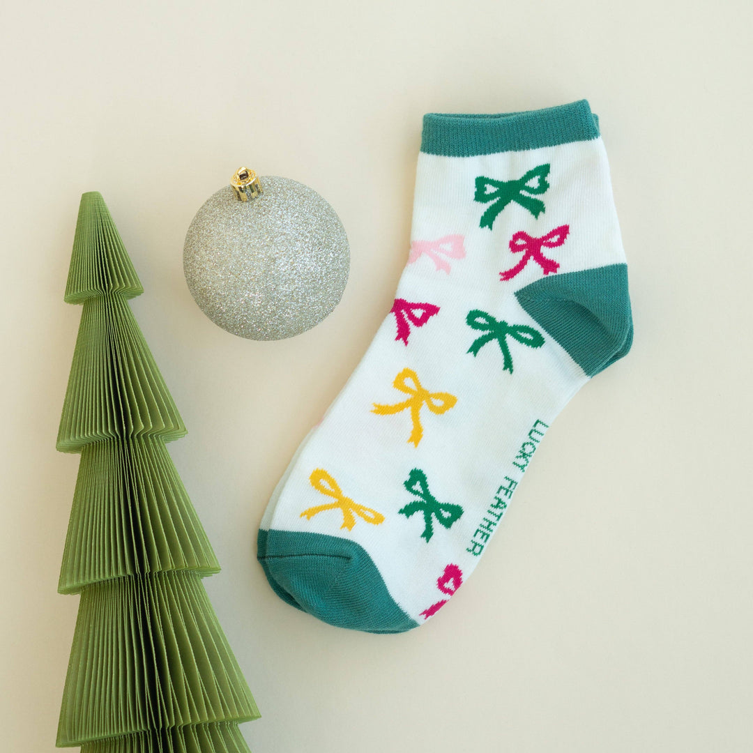 Merry &amp; Bright Holiday Bundle + Display