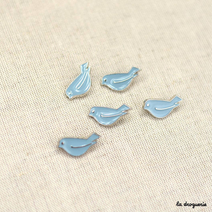 Enamelled Piou-Piou Button 25 x 12 mm