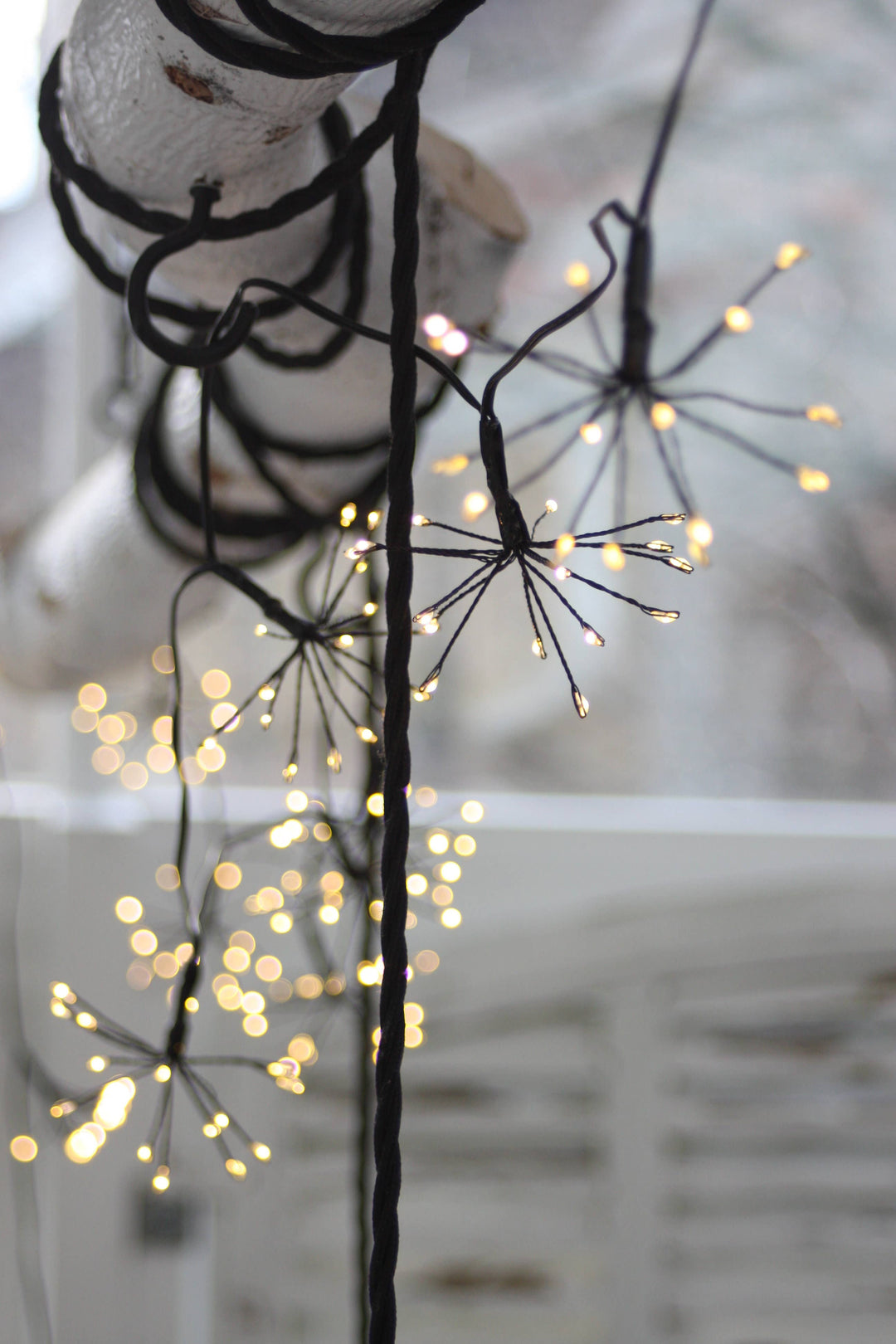 Starburst Chain Lights - Plug In
