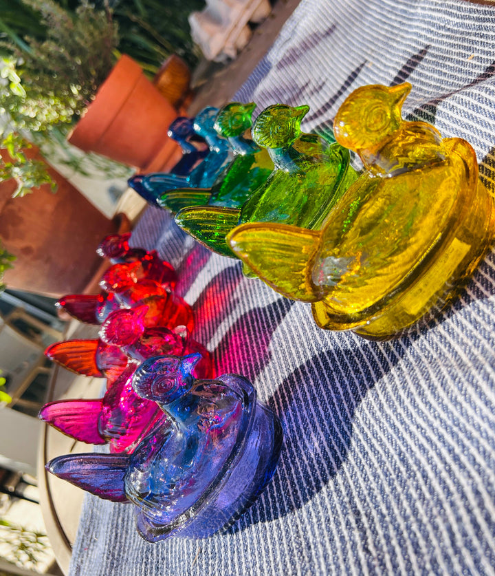 Nesting Hen Bowl - Fuschia