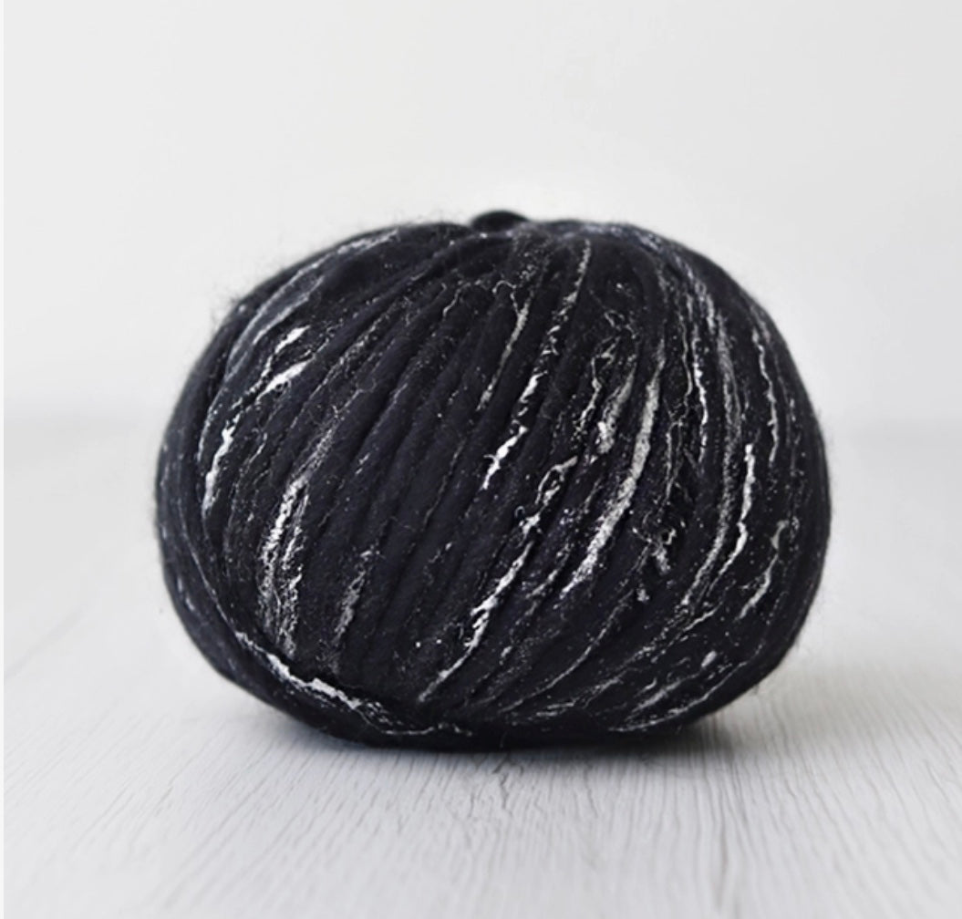 Piuma Metallic Merino Yarn