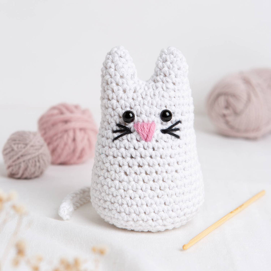 White Cat Easy Crochet Kit