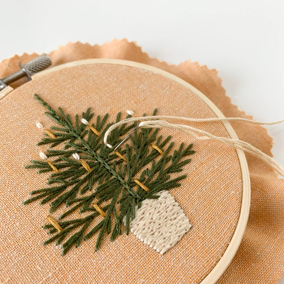 Christmas Tree Embroidery Kit