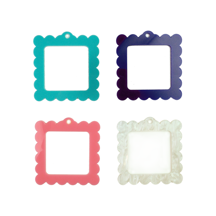 Bag Tag: Small Scallop Square