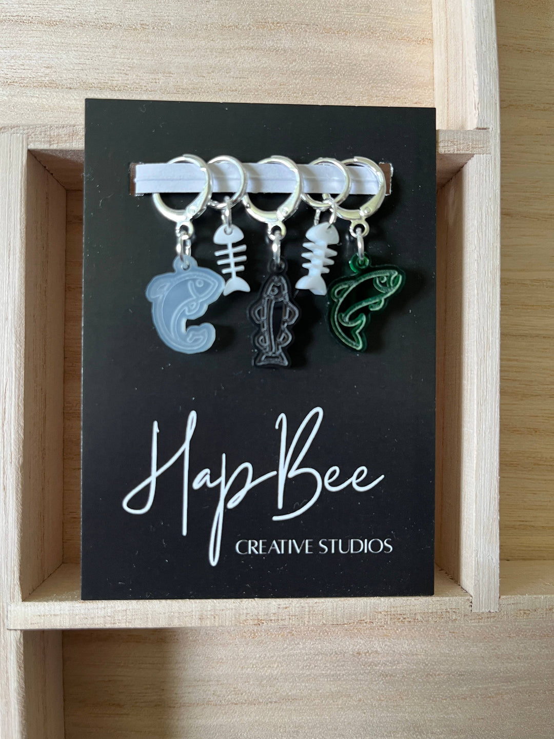 DEAD FISH Stitch Marker set