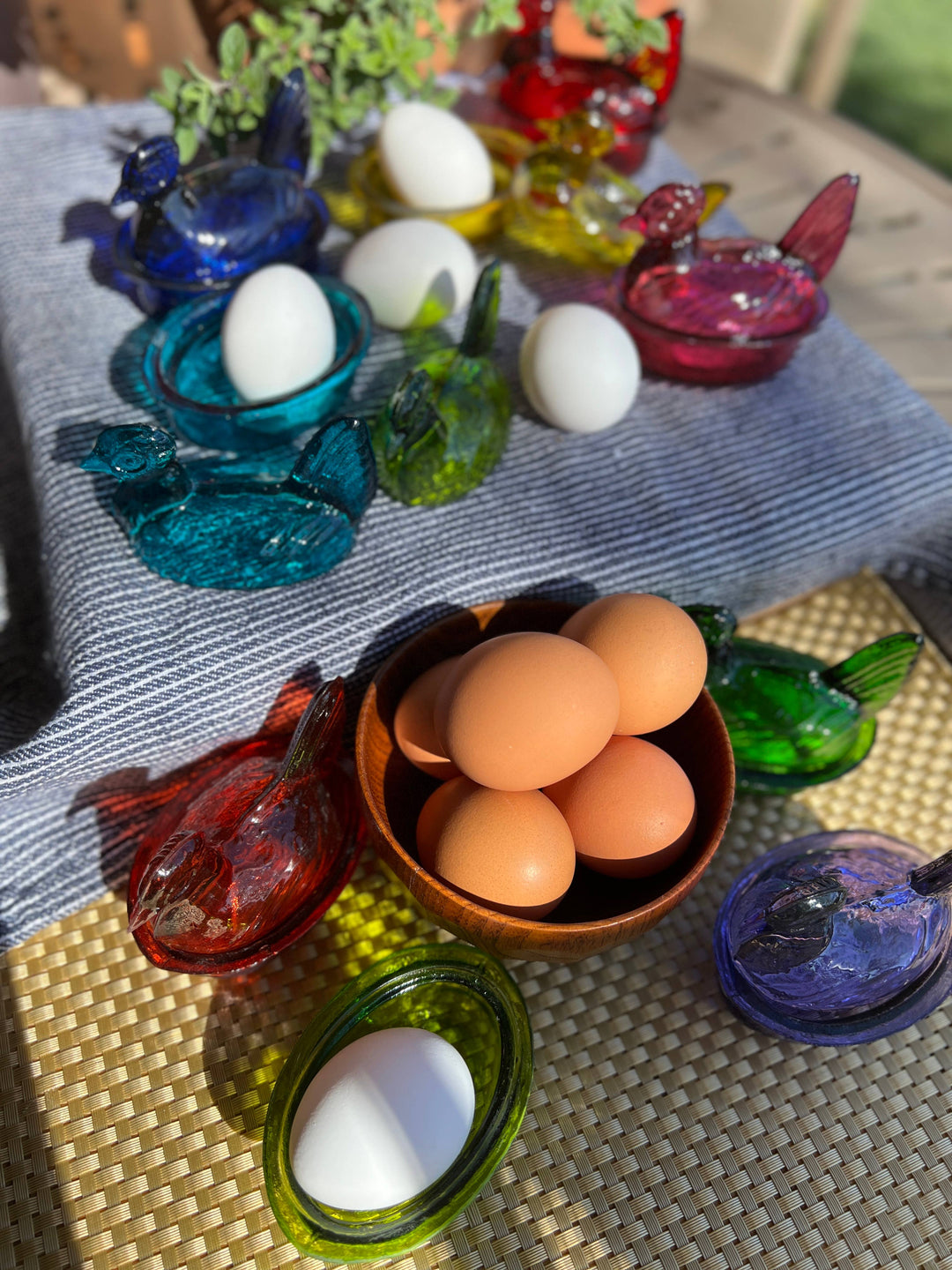 Nesting Hen Bowl - Lilac