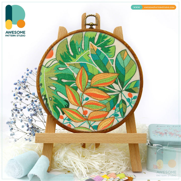 Monstera Embroidery Kit