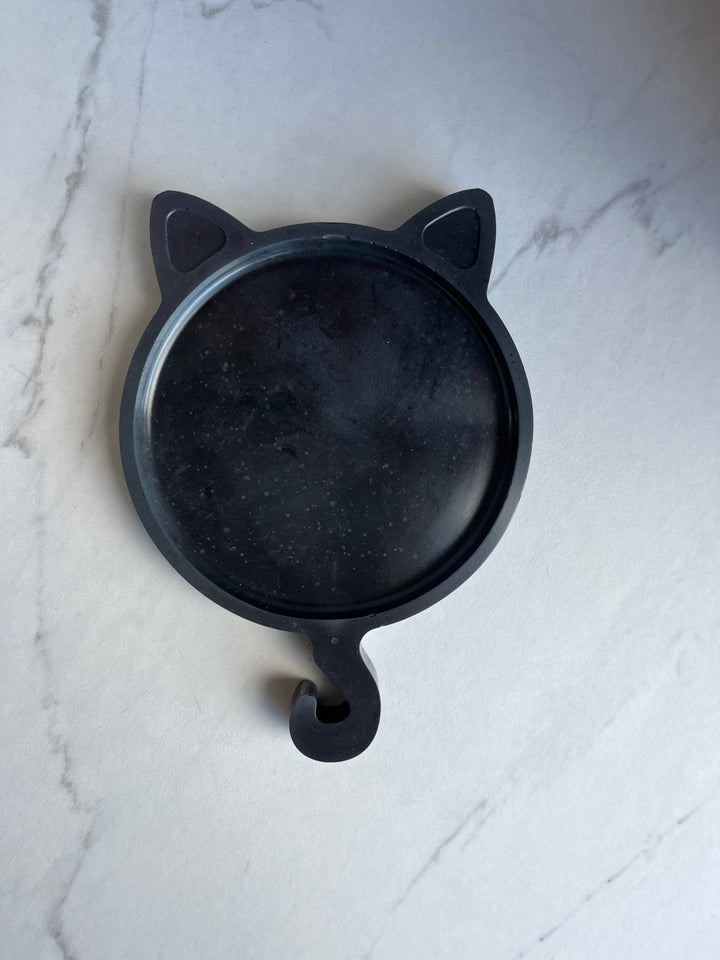 Black Cat Concrete Tray