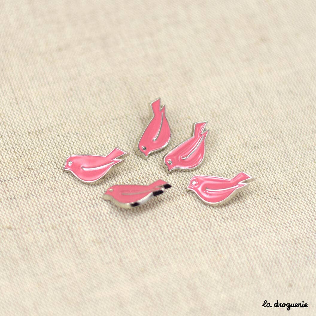 Enamelled Piou-Piou Button 25 x 12 mm