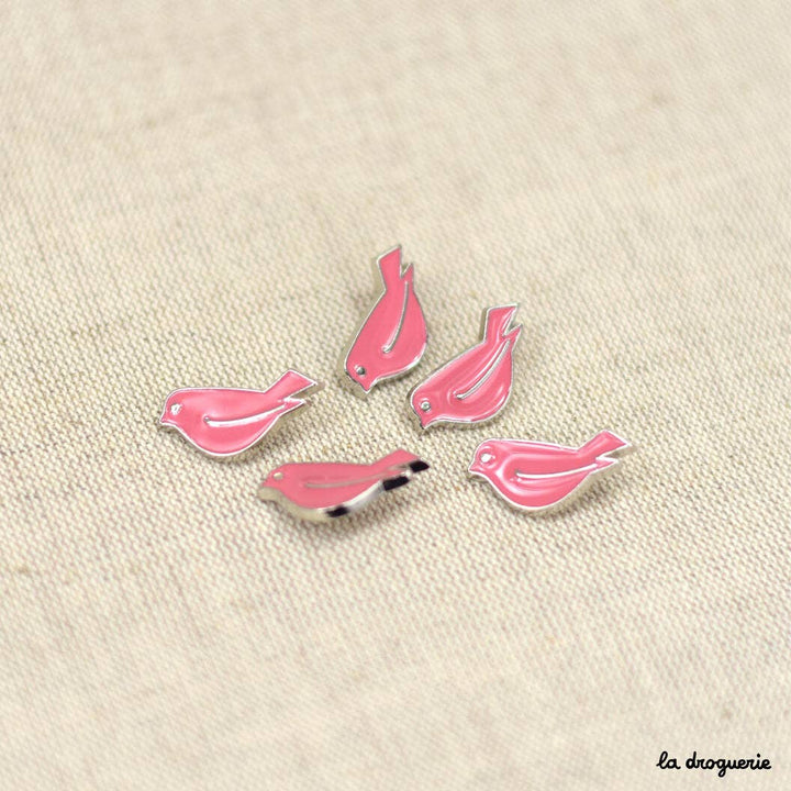 Enamelled Piou-Piou Button 25 x 12 mm