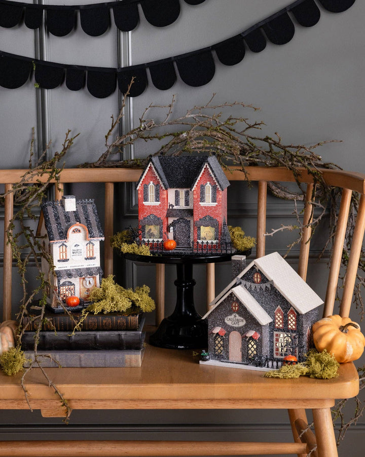 HVL1352 - Madame Mystic Paper House