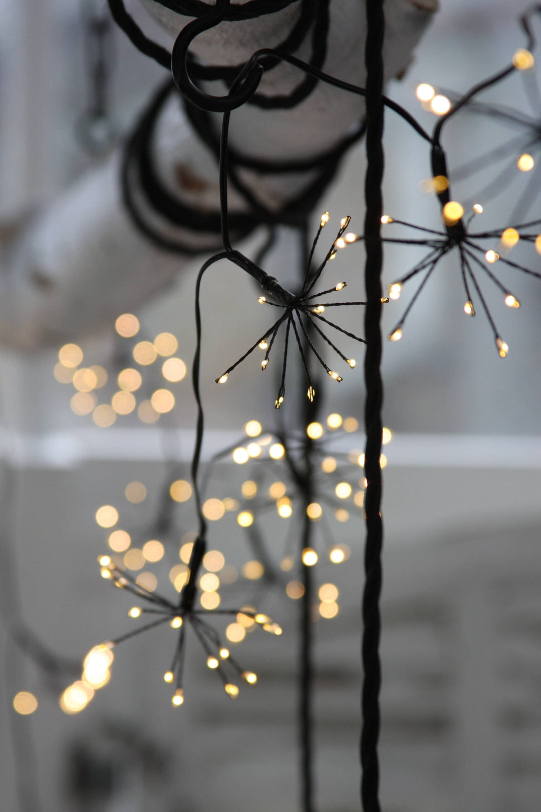 Starburst Chain Lights - Plug In