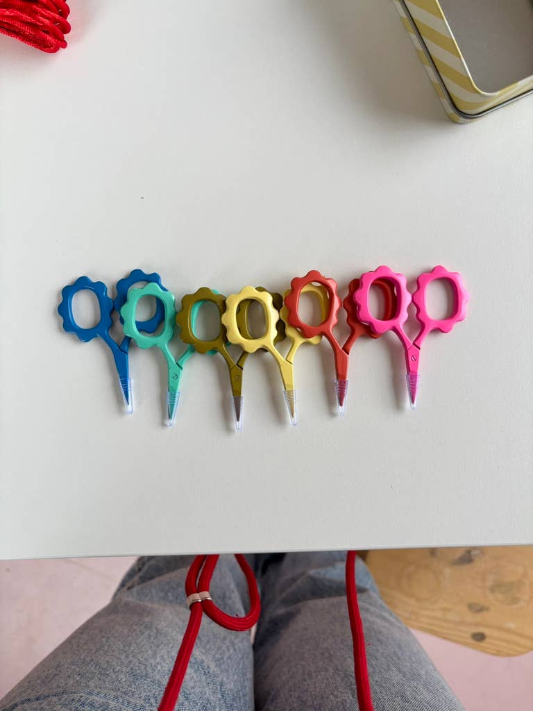 Mini Sunflower Embroidery Scissors