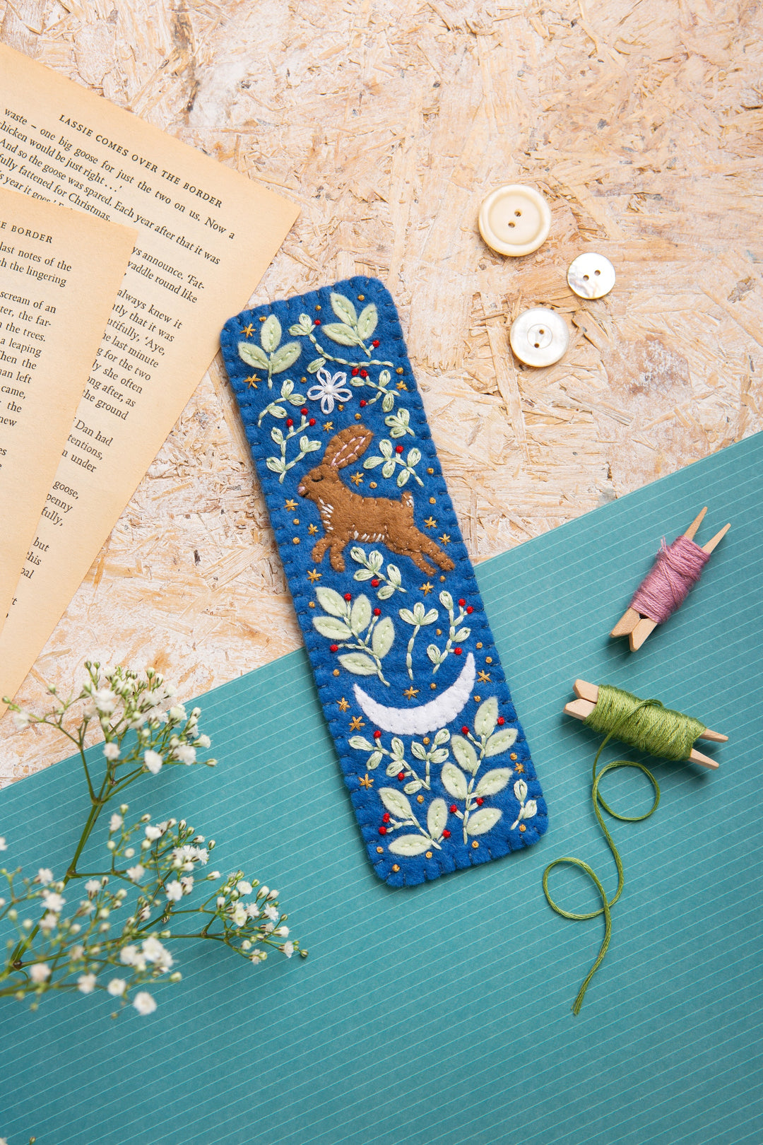 Hare Bookmark Felt Craft Kit