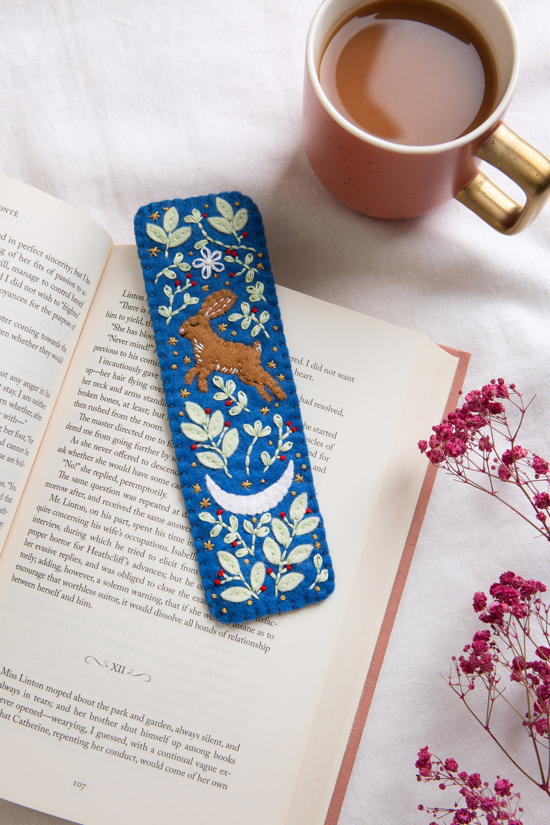 Hare Bookmark Felt Craft Kit