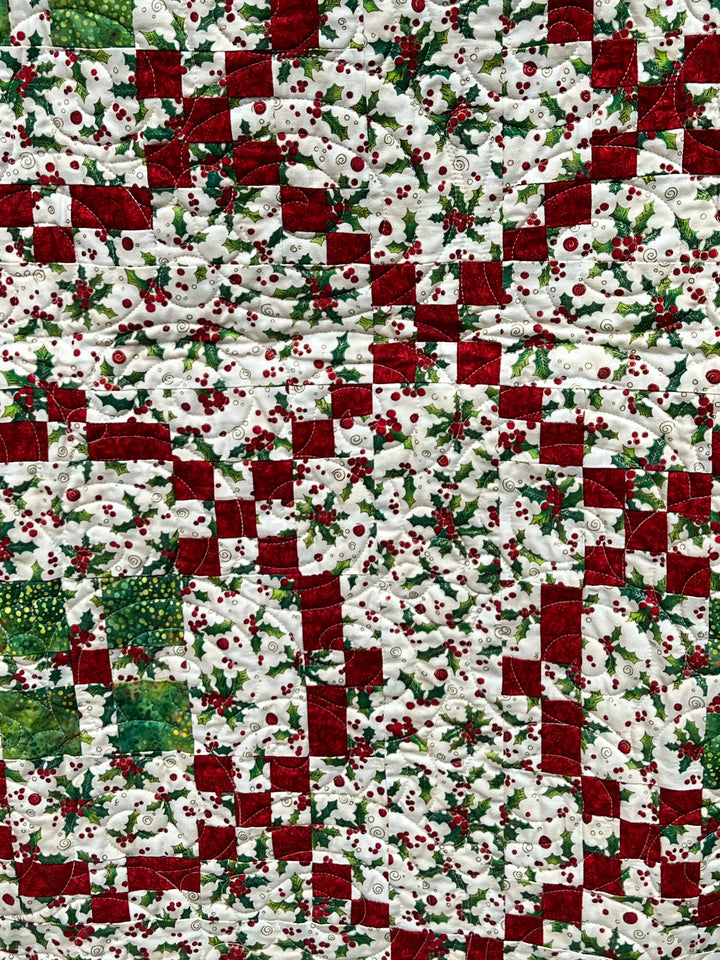 Burgoyne Surrounded Christmas Quilt