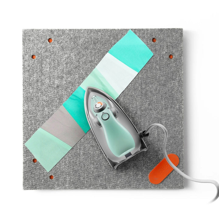 Oliso Mini Iron With Trivet Aqua