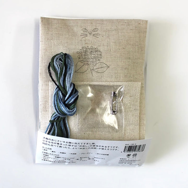 Nekogao Embroidery Kit - Hydrangea Cat