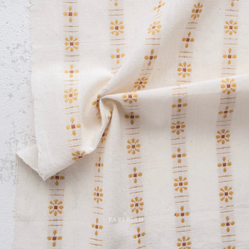 Forest Forage Daisies by the 1/4 Yard - Cream