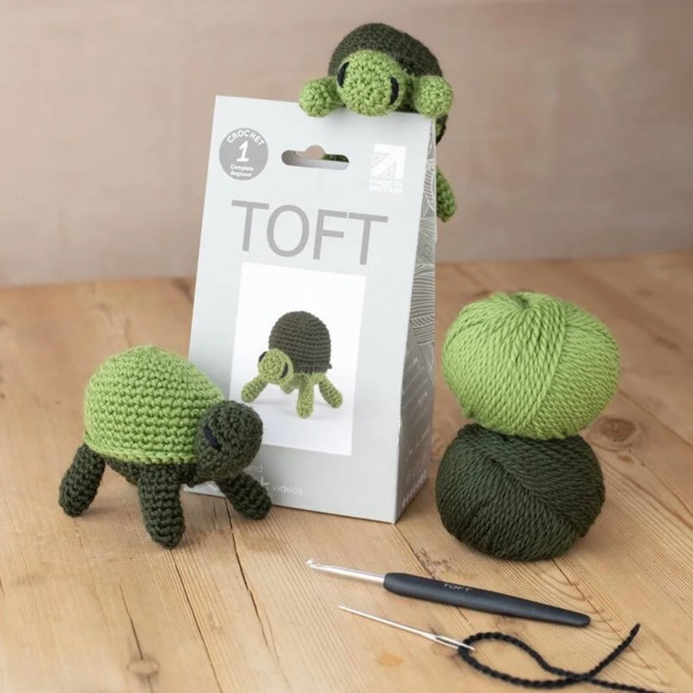 Mini Tortoises Crochet Kit