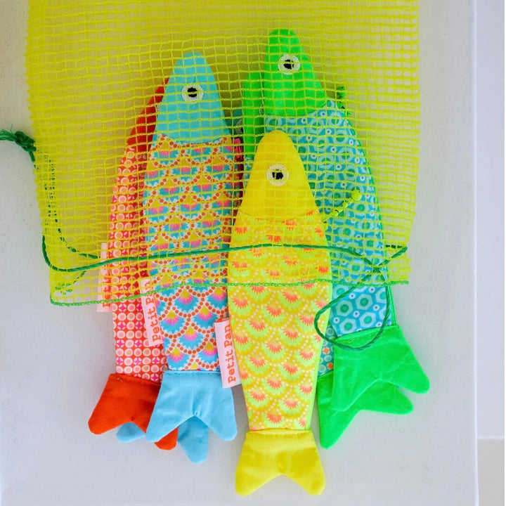 Petit Pan Fish Keychains