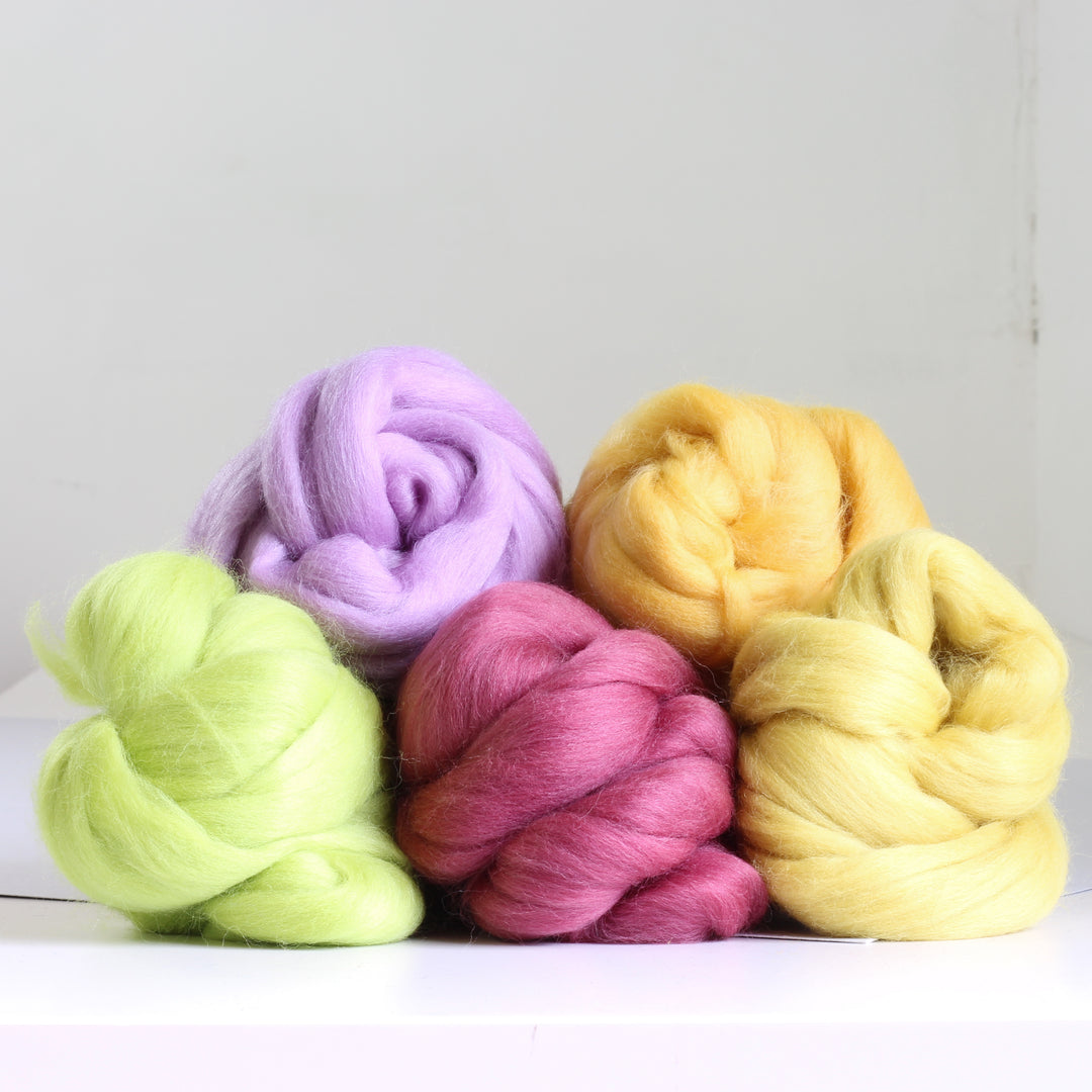 Spring Bundle Wool Roving