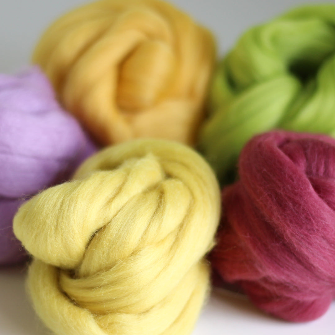 Spring Bundle Wool Roving