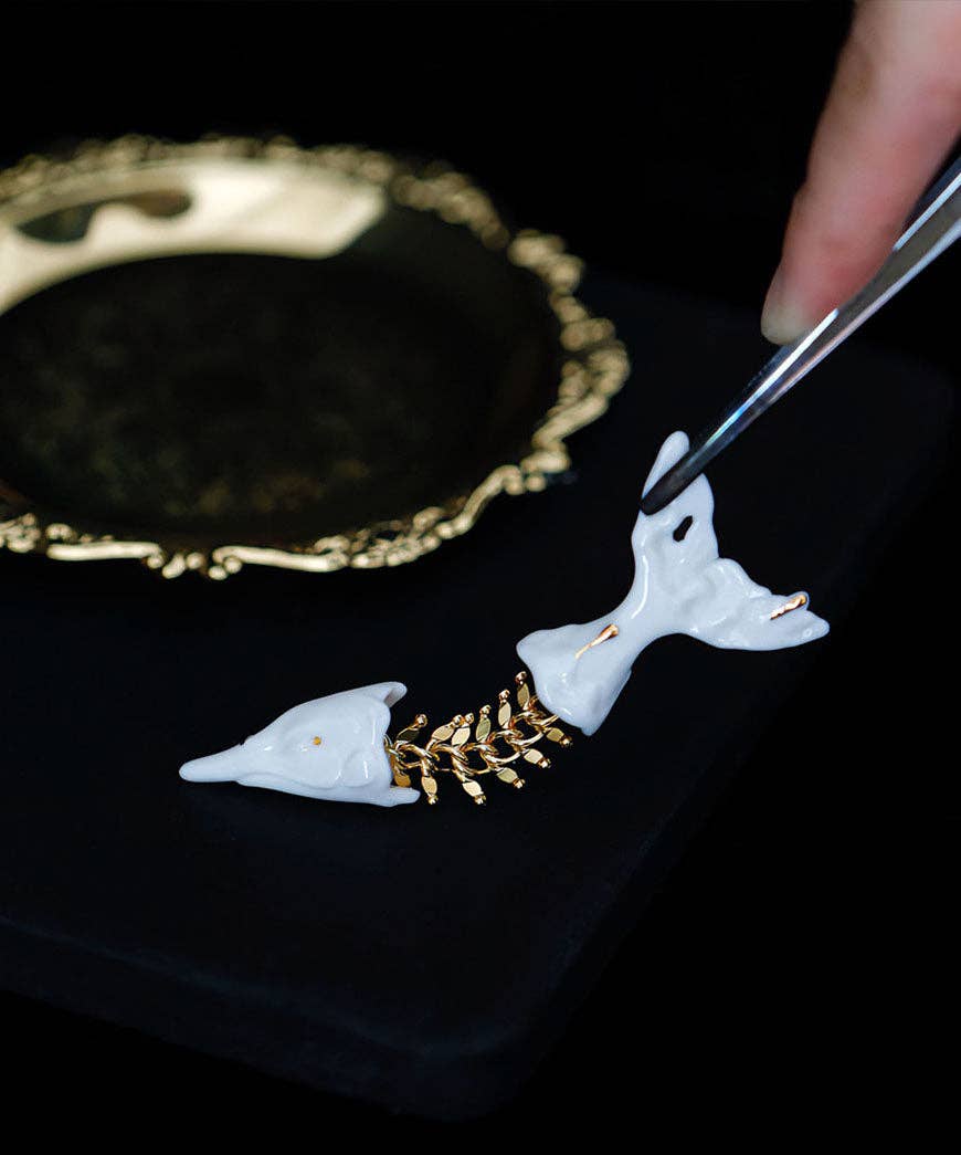 YIHE Ceramic Brooches "Fish, Bone, Fish"