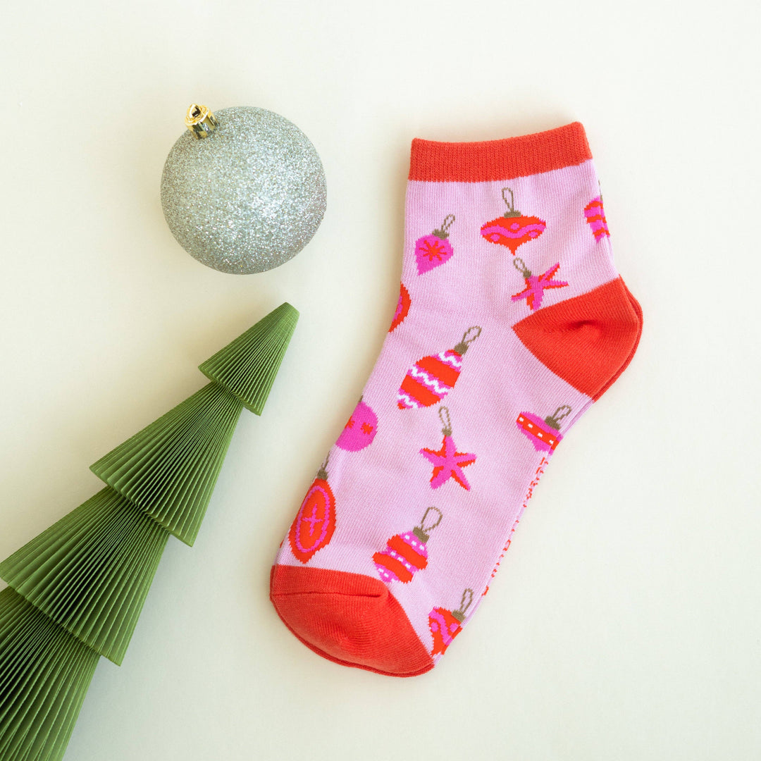 Merry &amp; Bright Holiday Bundle + Display
