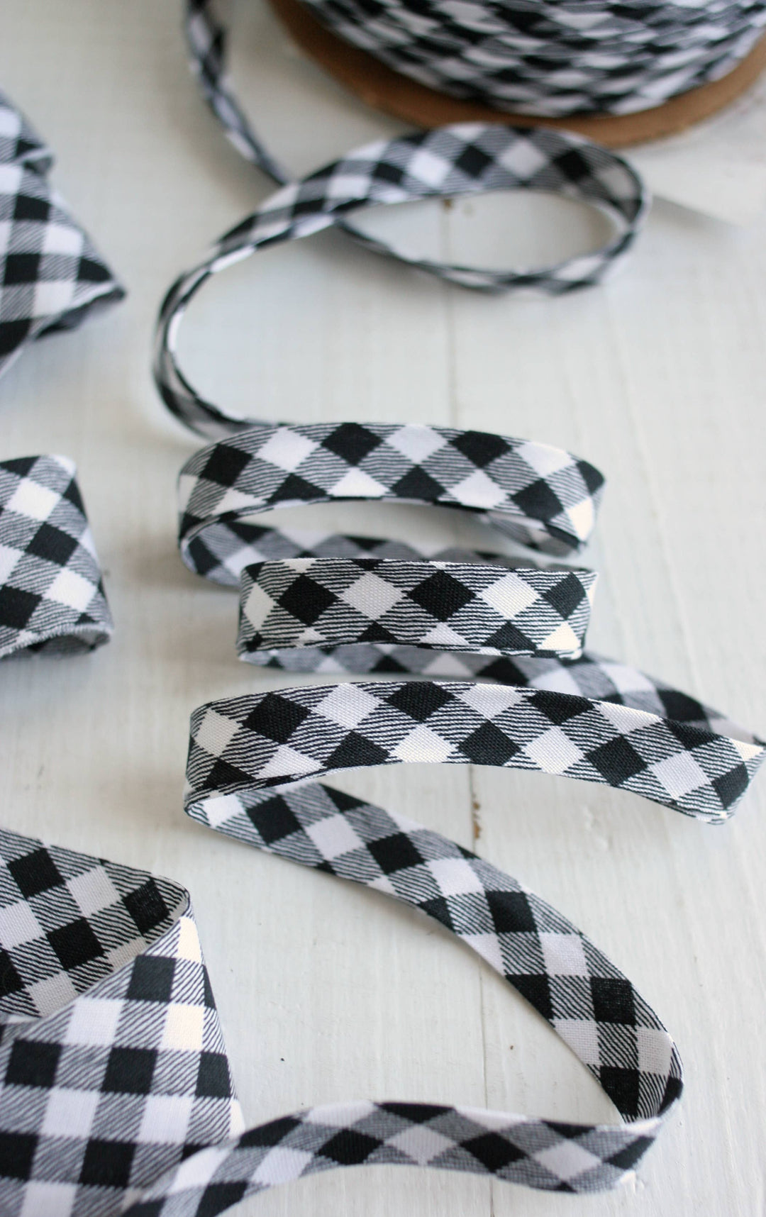 1/2" Double Fold Bias Binding - Black Gingham