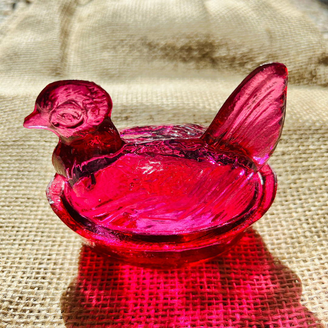 Nesting Hen Bowl - Fuschia