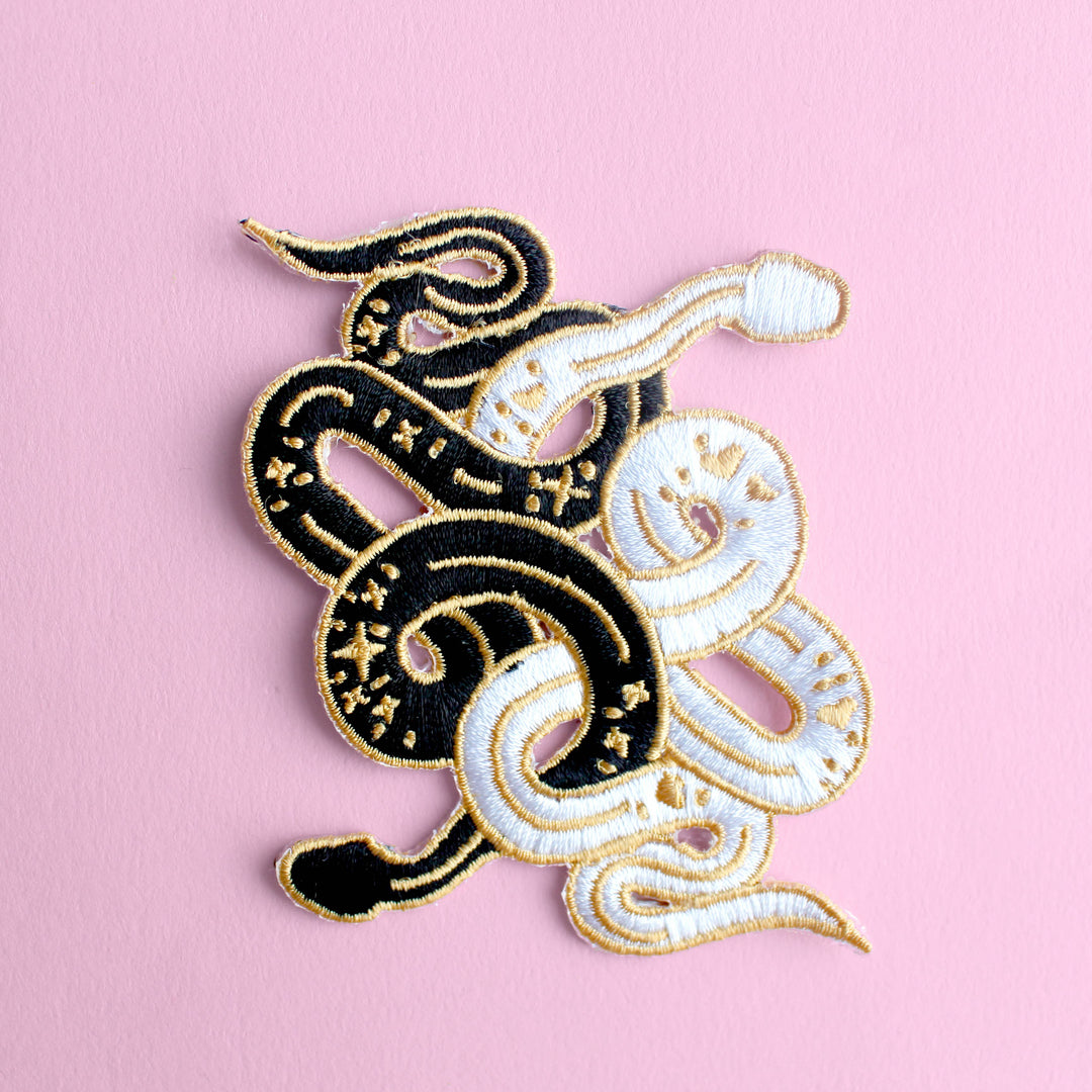 Snakes embroidered  iron-on patch
