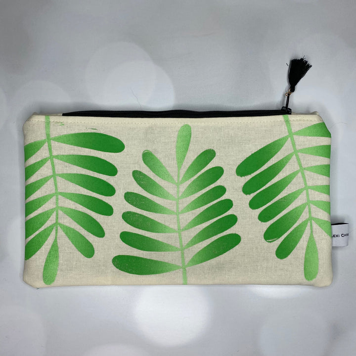Leafy Zipper Bag
